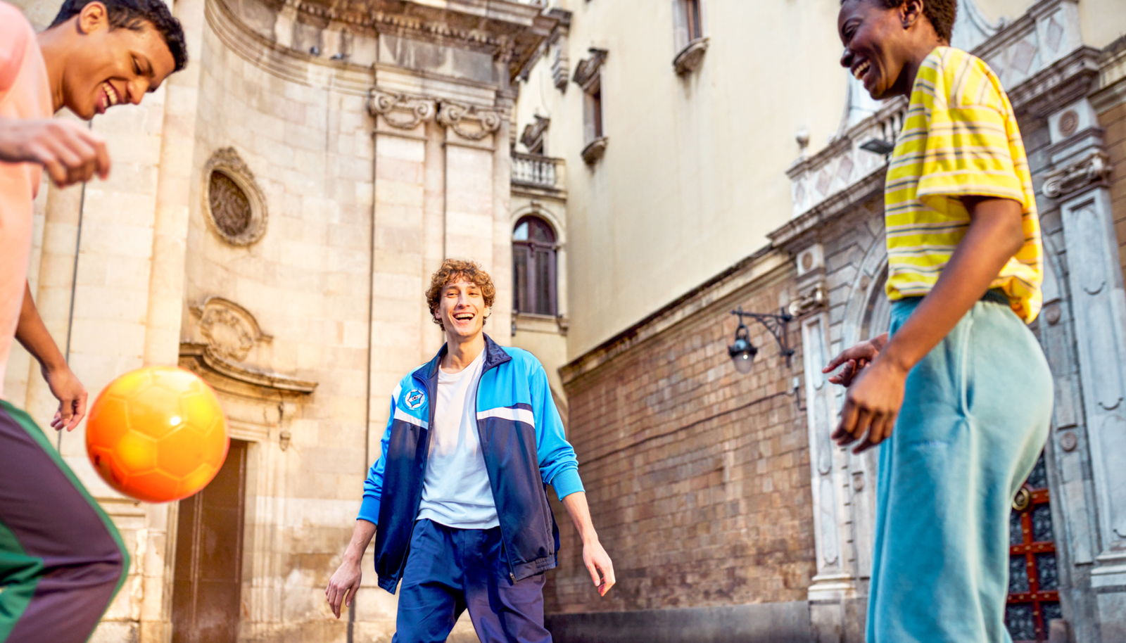 lifestyle_bcn22_0144_srgb